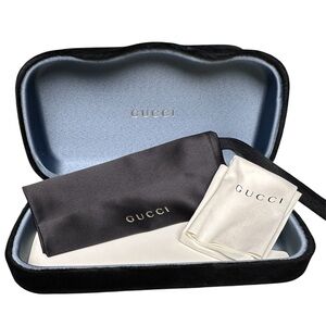 Gucci Black and Cream Glasses Case